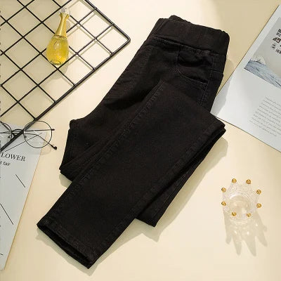بنطلون جينز نسائي أسود مقاس 6XL بخصر مرن مناسب للربيع والخريف، بنطلون جينز ضيق مطاطي مناسب لجميع المناسبات، بنطلون جينز كاجوال مناسب للأصدقاء