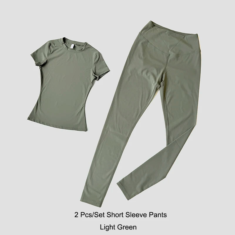 مجموعة يوغا نسائية ملابس رياضية ملابس تمرين ملابس رياضية بنطال رياضي ضيق لياقة بدنية قميص قصير الأكمام بدلة رياضية