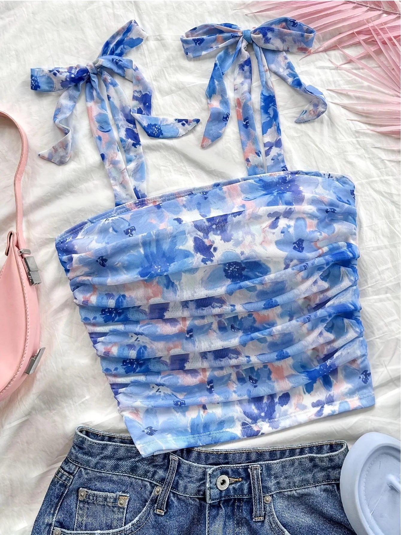 بلوزة قصيرة ضيقة بكتف مكشكش وحمالات عريضة، ملابس نسائية صيفية 2025، ملابس Y2K، بلوزة كاميس وردية مكشوفة الظهر، ملابس الشارع 