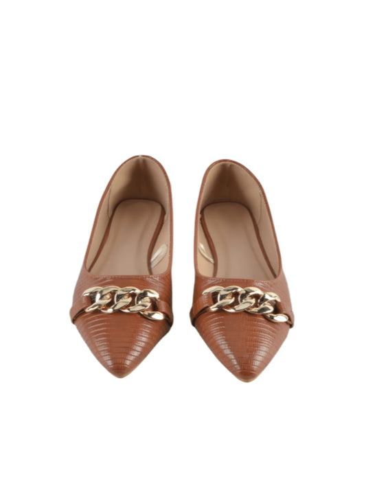 حذاء نسائي مسطح سهل الارتداء مزين بسلسلة أنيقة مناسب للمكتب والمناسب للخارج 