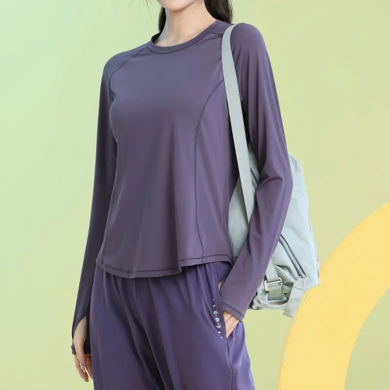 قميص يوجا نسائي بأكمام طويلة من PHIGEER سريع الجفاف وخفيف الوزن لممارسة التمارين الرياضية وملابس رياضية فضفاضة قابلة للتنفس وقميص للجري وملابس رياضية جديدة 